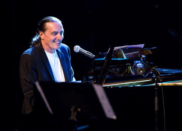 Yves et Pascal invitent Daniel Roca, "le pianiste du Lutétia