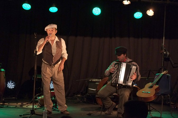LES FRENCH TOUCHES - CHANSONS FRANÇAISES AMBIANCE GUINGUETTE MOBILE duo trio ...