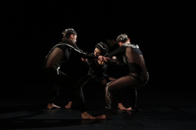 Cie Nawel Oulad - Créations chorégraphiques et performances