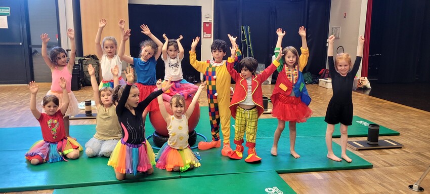 Ecole de cirque Étoiles de progrès - Cours de cirque 2026-27