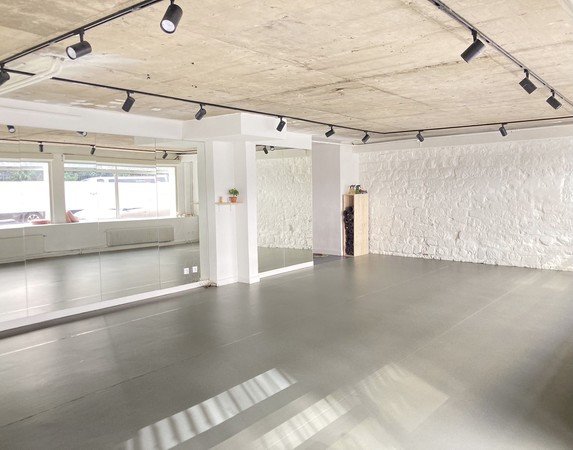 studio de danse tout neuf à louer !