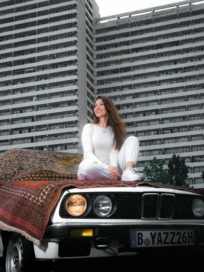 Yazz Ahmed - A paradise in the hold