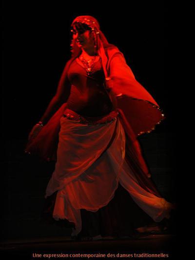 Cie TAKASEEM - Cours d'initiation à la danse orientale d'Egypte Paris 20ème