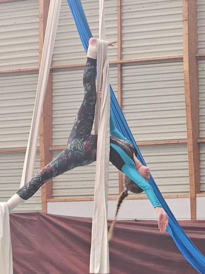 Ecole de cirque Étoiles de progrès  - Cours de cirque 2025-26