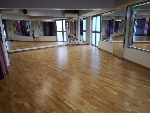 Salle de danse, yoga, pilate, répétition, anniversaires . 