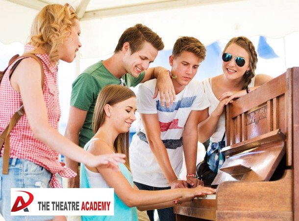 The Theatre Academy - Cours de chant pour adolescents 