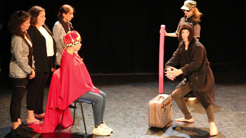 Cie Le Rhinocéros - COURS DE THEATRE ADOS ET ADULTES
