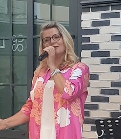 Miss Mélodie - Chanteuse,   Animatrice  &  DJ