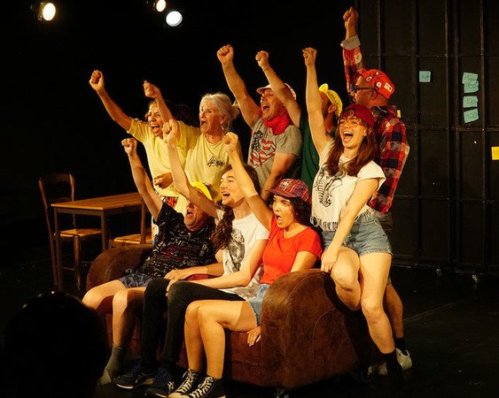 Quai de Scene - Atelier théâtre adultes débutants- intermédiaires