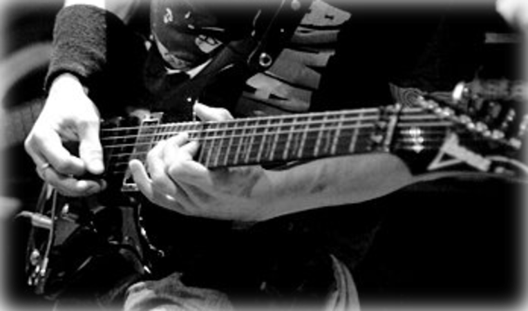Sébastien Sabouret  -  Cours de Guitare et Basse