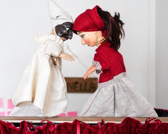 La chanson de Pulcinella - Spectacle de marionnettes à gaine de la tradition italienne