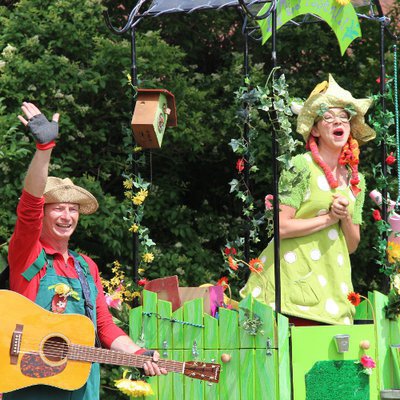 SPECTACLE : « Mimi Pissenlit et ses plantalires »