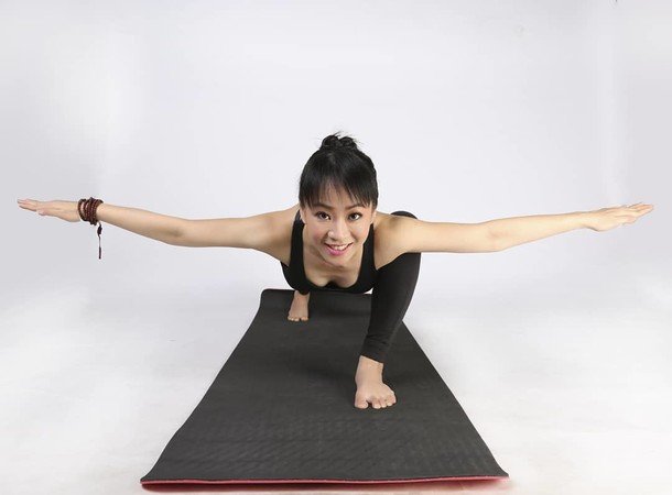 Yoga Avec Haiha - yoga à domicile (1 à 5 personnes)