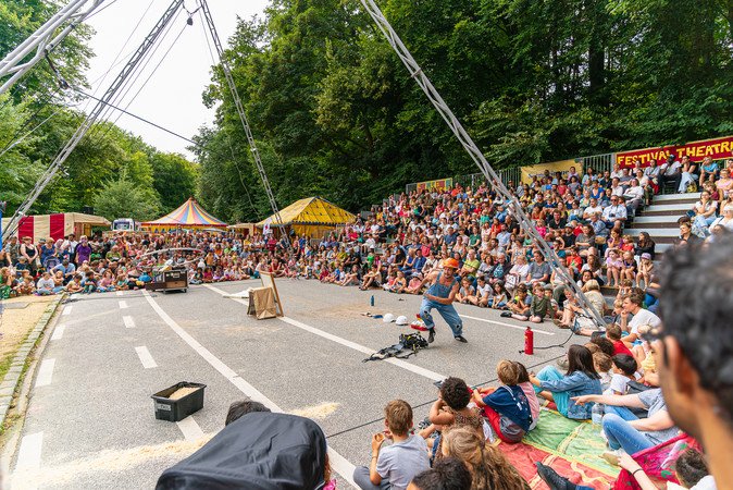 Le Nouveau Cirque d'Avant  - Branle Bas de Combat - Cirque de Rue