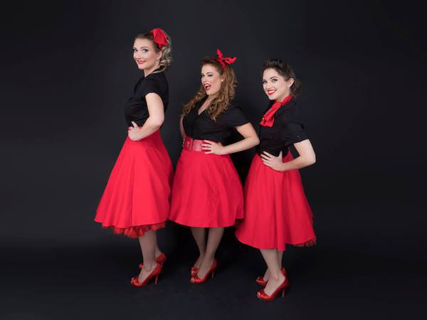 Mademoiselles - Trio chanteuses swing - Des années folles au Rockabilly 