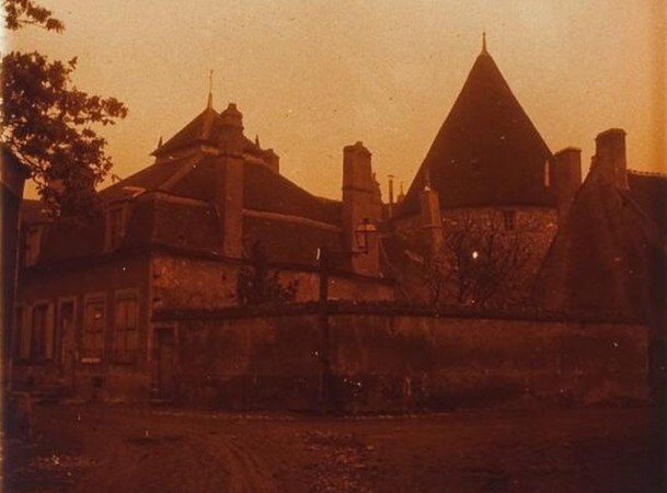 Tours et détours à Cosne !