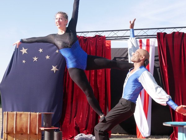 COMPAGNIE AM'ARILLO - LECIRQUE TOUTAFAIRE