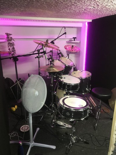 Local répétition batteur a louer au mois