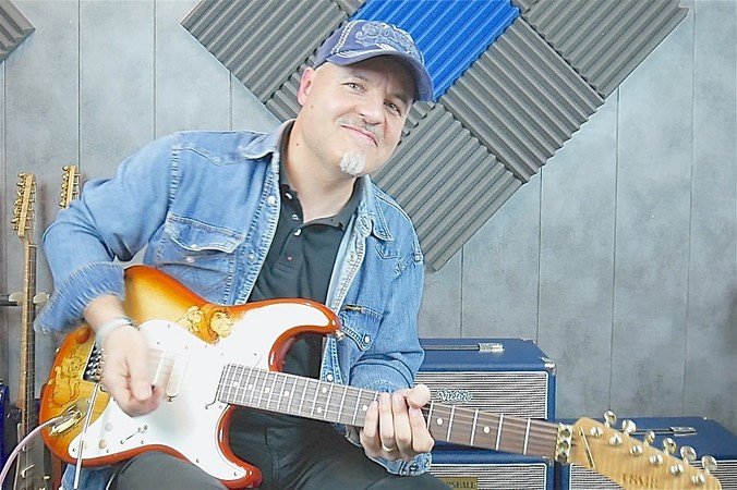 Nicolas Desmarest - Cours de Guitare Moderne