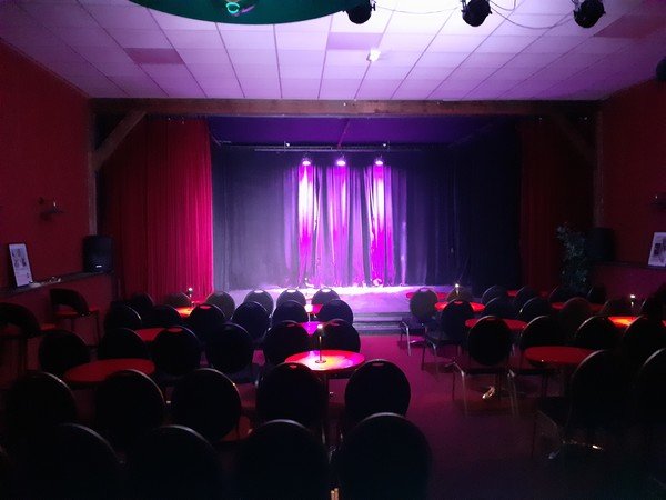 Salle de spectacle à vendre