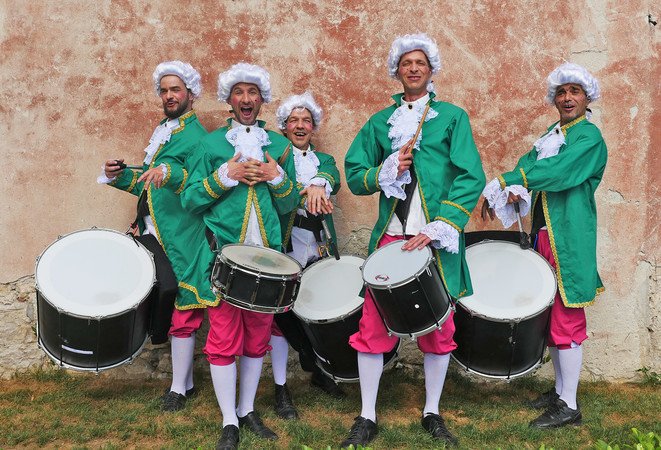 La Timba del Mundo - Batucada clownesque