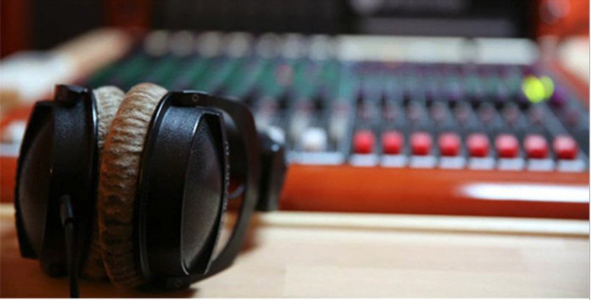 Studio Com' un Son - Spot radio, Voix Off, Communication sonore des Entreprises