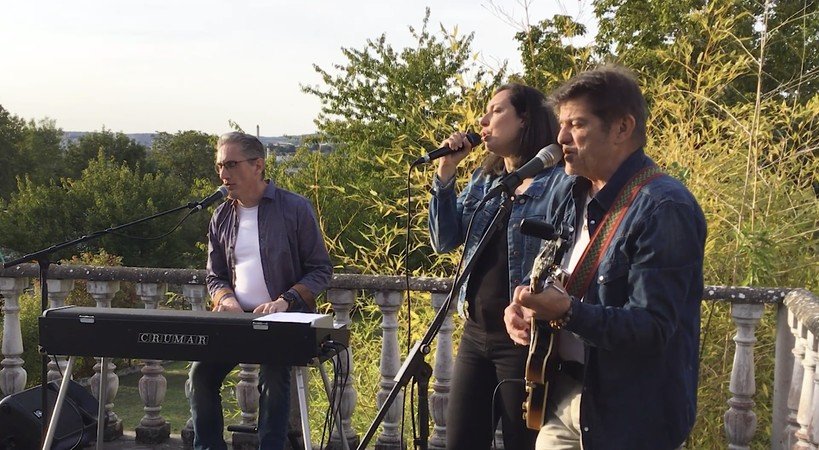 WISHING WELL trio - 2 FORMATIONS: POP FOLK ROCK ou BOSSA NOVA JAZZ STANDARDS