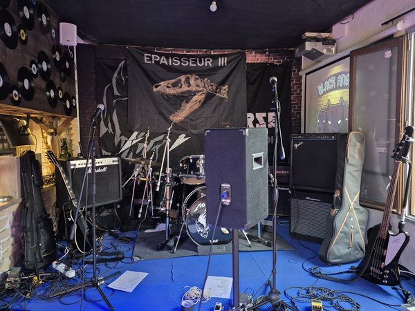 EPAISSEUR III - GROUPE ROCK/HARD/PUNK ... POUR SCENES