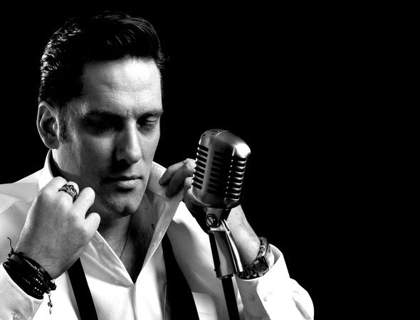 Hugues Futo - Chanteur/Animateur professionnel pour toute la France.