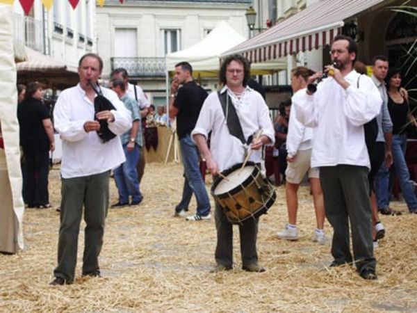 Trio Breton Pleinouest - trio traditionnel breton bombarde/biniou/tambour