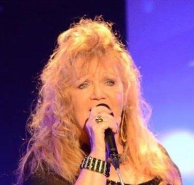 STEPHIE - Chanteuse de Variétés  - Des années 60 à nos jours