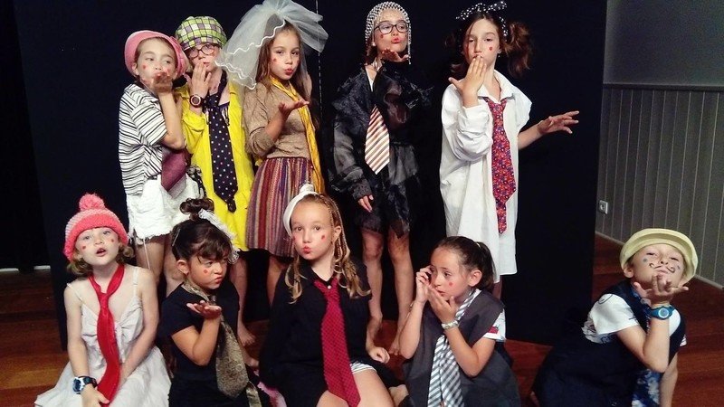 art en ciel - Eveil artistique dés 4 ans : Théâtre et chant