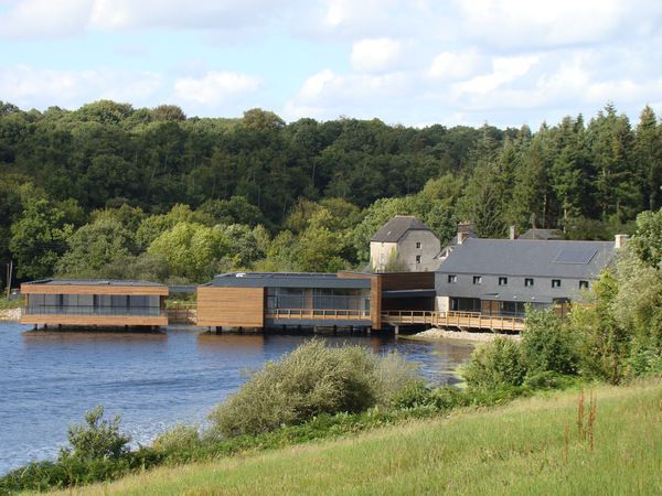 Laissez-vous porter par l'esprit de l'Etang Neuf