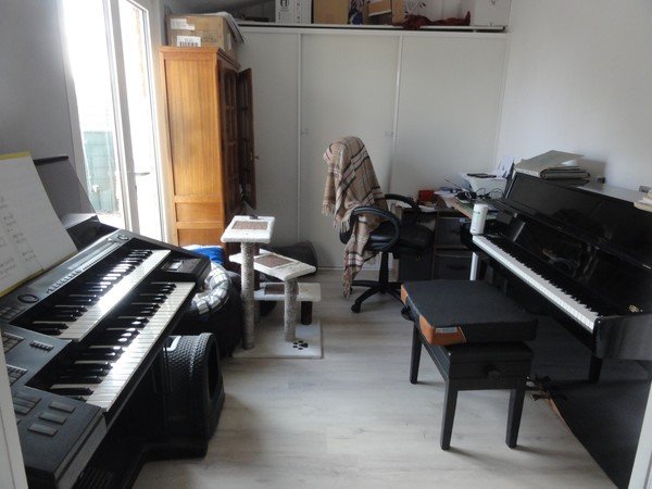 Corinne GARBE - Cours Piano Orgue variétés