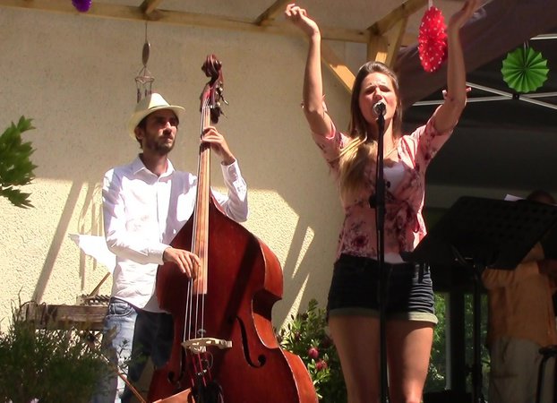 ROSE BONBON - Duo contre-basse/voix friandises de la chanson