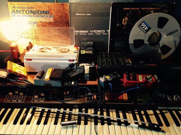 studio création sonore - création identité sonore – mixage – Mastering 