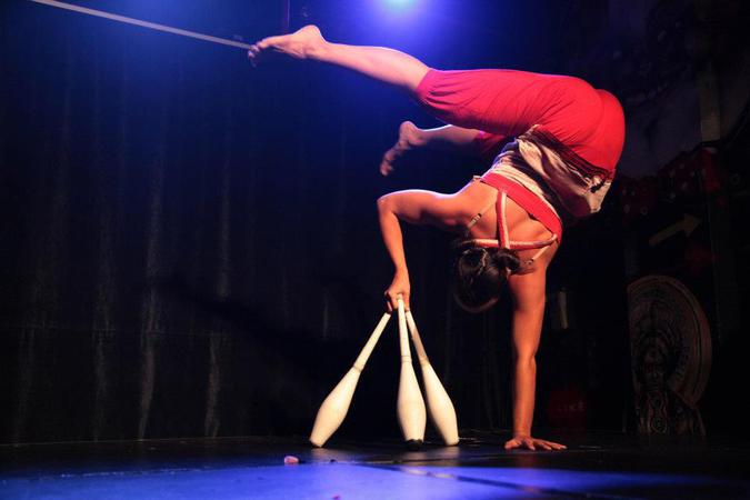 Camille Roquencourt - Artiste de Cirque polyvalente