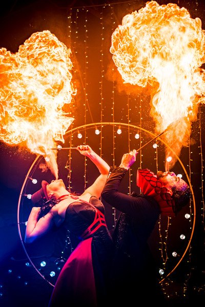 Compagnie Médusa - Spectacles de feu, déambulations théâtralisées, merveilleux 