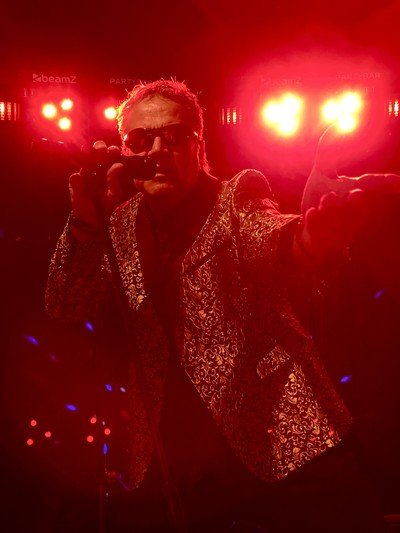 Jean-François en concert - Un hommage aux deux icônes Sardou / Hallyday mais pas que...