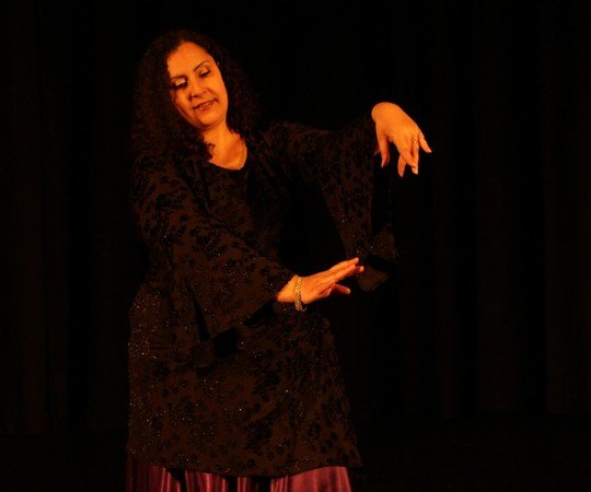 Hanane Mesbahi - Ateliers mensuels de Danses Orientales en ligne