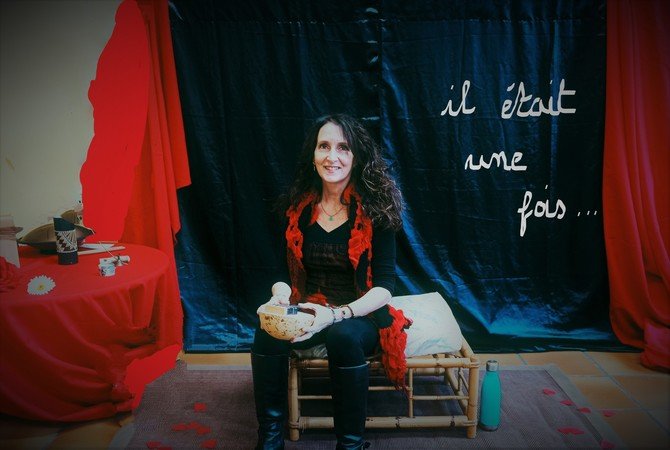 Illico Presto Compagnie - Les contes de la plume bleue