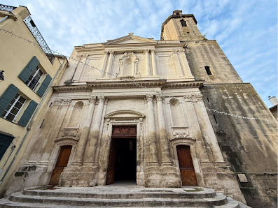Photo de Église Saint-Julien d'Arles