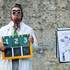 compagnie détour de rue - spectacles fixes ou déambulatoires cirque, magie, conte.  - Image 4