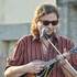 Jules - DONNE COURS GUITARE, MANDOLINE, BANJO, UKULELE & PERCUS - Image 2