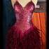 robe fushia à paillettes plumes
