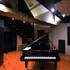 Cabine de Gam Studio, studio d'enregistrement et son piano