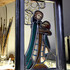 Vitrail et peinture sous verre.