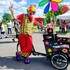 Le Clown Doudou - Spectacle déambulatoire en triporteur avec bulles et ballons
