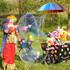 Le Clown Doudou - Spectacle déambulatoire en triporteur avec bulles et ballons - Image 4