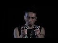 Voir la vidéo La Penacho Cie - Jonglage Onirique - Image 10